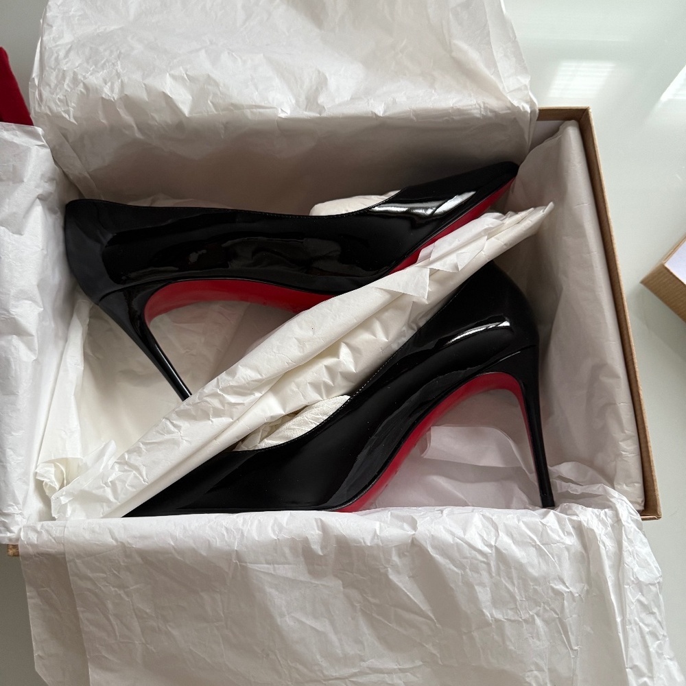 Christian Louboutin Kate 85mm Patent Pump - 36.5 - Picture 3 of 10
